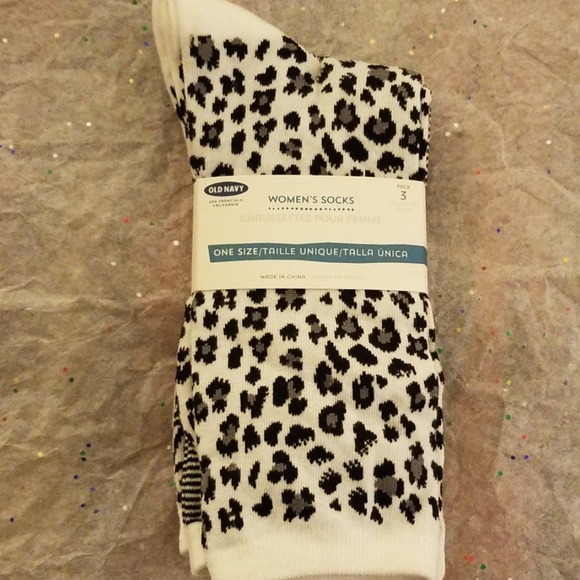 Old Navy Accessories - Old Navy Socks Animal Print